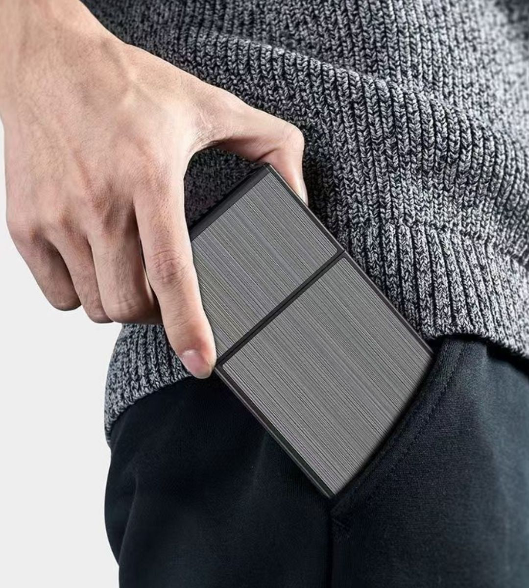 Focus - Cigarette Case